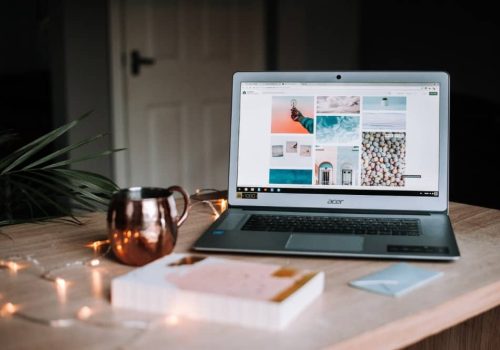 unsplash laptop